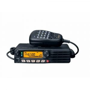 Yaesu FTM-3207DE 55W -Dispozitiv mobil robust 70cm FM / C4FM cu difuzor frontal, funcție digitală de monitorizare a grupului și microfon DTMF.